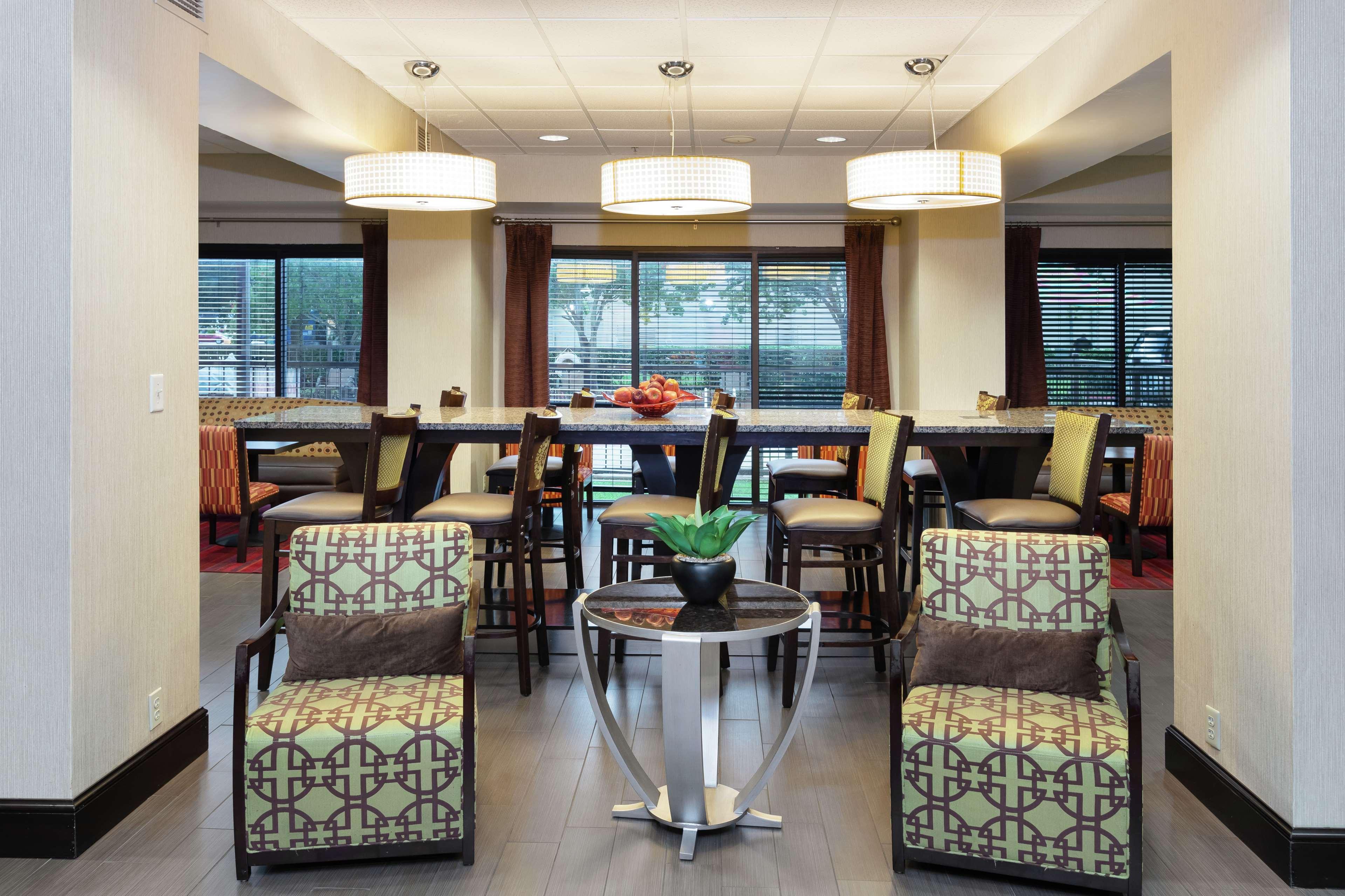 Hampton Inn Houma Exterior photo